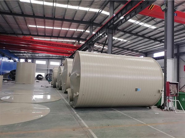 pph纏繞儲罐廠家的怎么選？看完這篇文章就知道了！